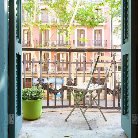 Bonito En La Rambla Del Poblenou * Barcelona