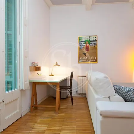 Apartment Bonito En La Rambla Del Poblenou *